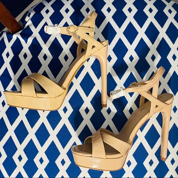 Nude patent strappy heeled sandals - Picture 7 of 13